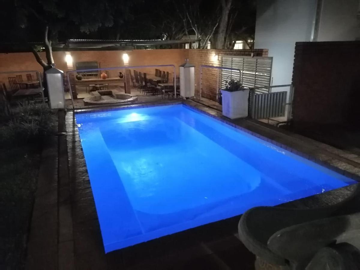 Villa Paradiso ฮาร์ทบีสบูร์ท ภายนอก รูปภาพ