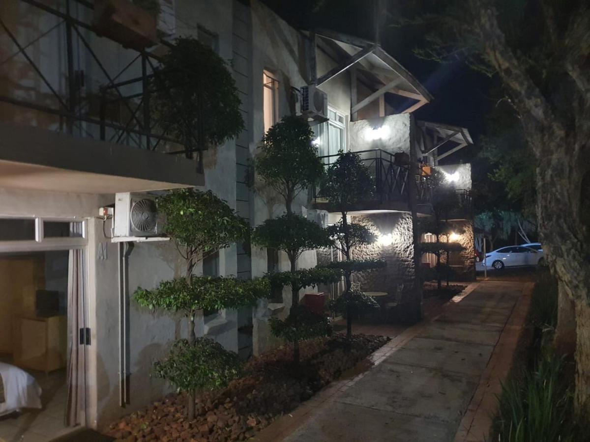 Villa Paradiso ฮาร์ทบีสบูร์ท ภายนอก รูปภาพ